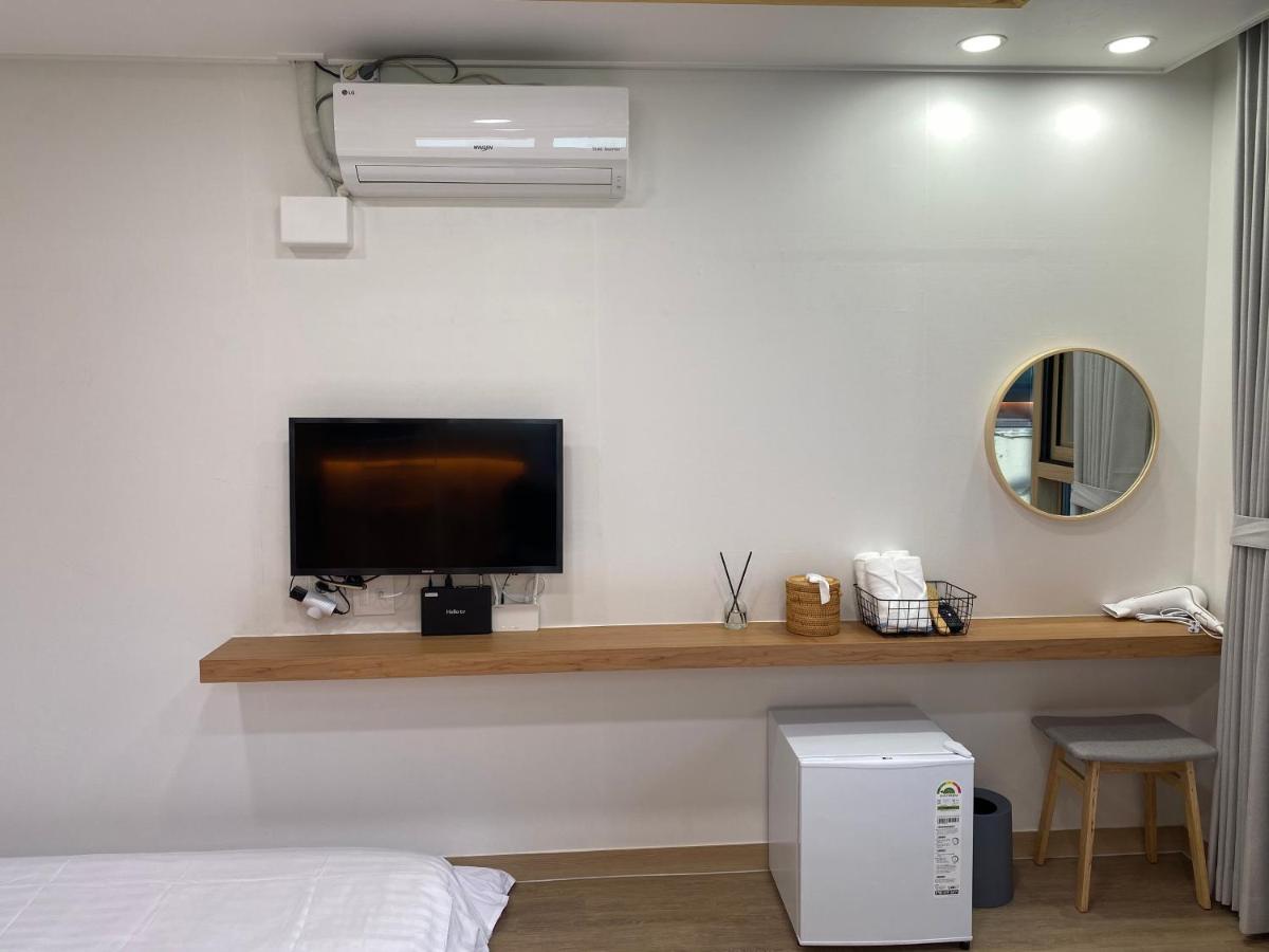 38Th Street Guesthouse Mokpo Eksteriør billede