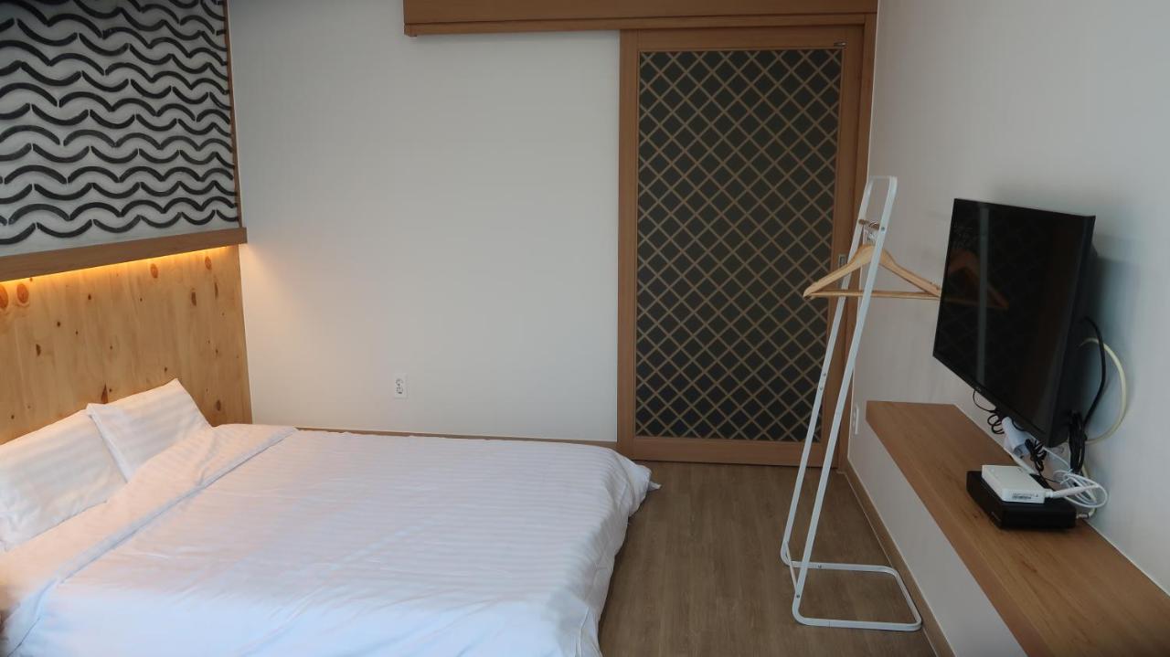 38Th Street Guesthouse Mokpo Eksteriør billede