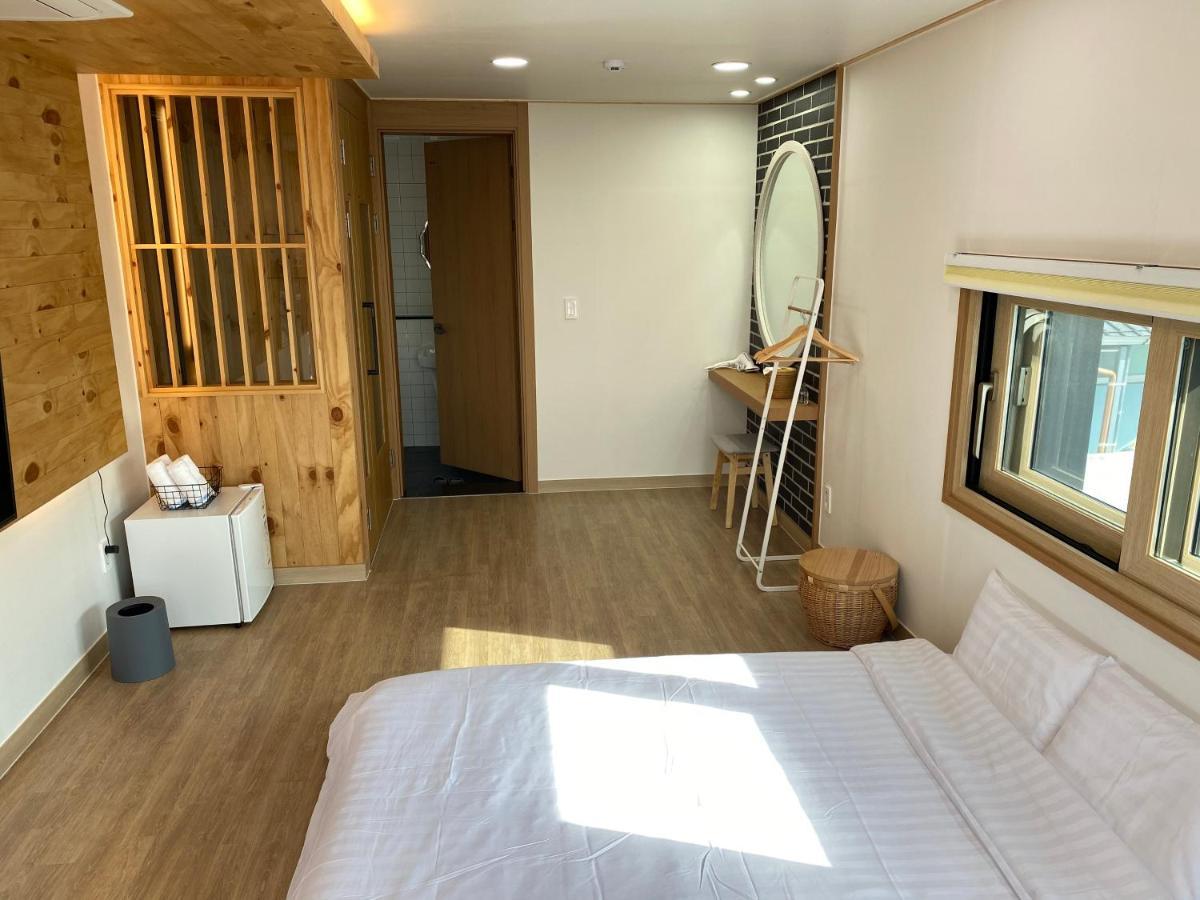 38Th Street Guesthouse Mokpo Eksteriør billede