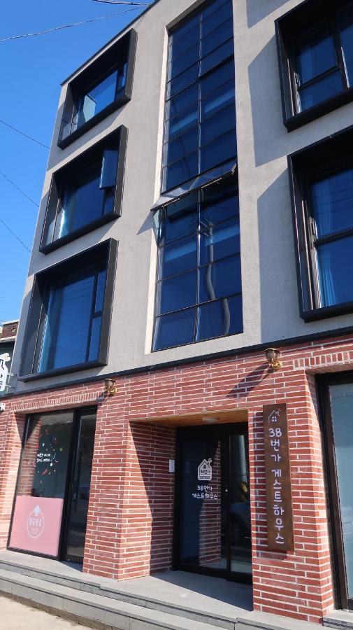 38Th Street Guesthouse Mokpo Eksteriør billede