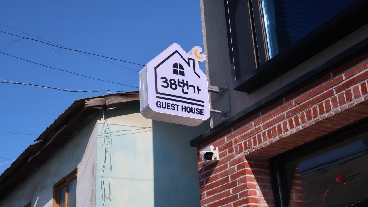 38Th Street Guesthouse Mokpo Eksteriør billede